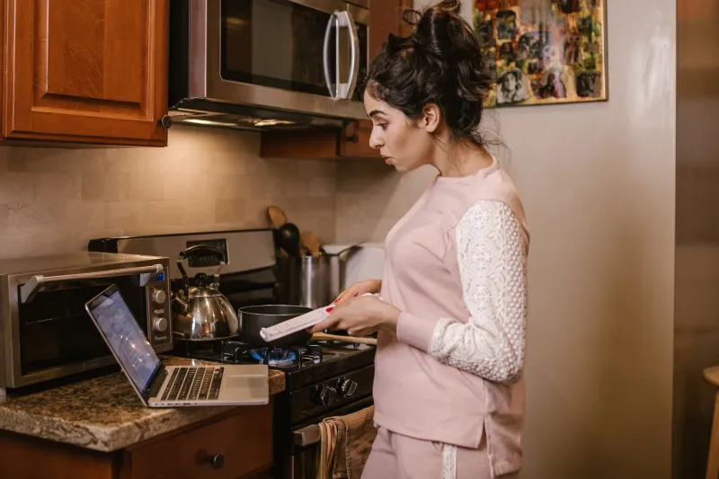 No App Required: Gen X's Obsessive, Completely Unofficial Race Against the Clock
