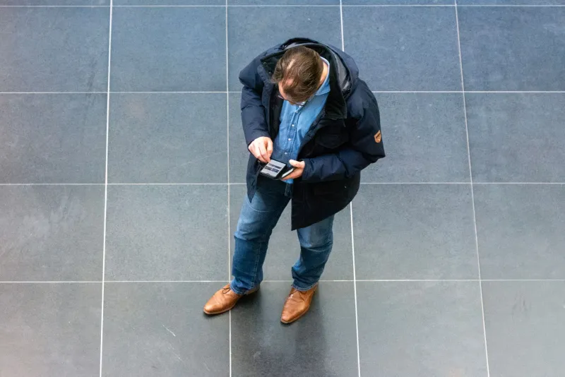 Your Pocket Is Lying to You and Your Brain Keeps Falling For It